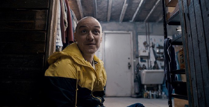 Parçalanmış kişilikte 23 farklı karakter