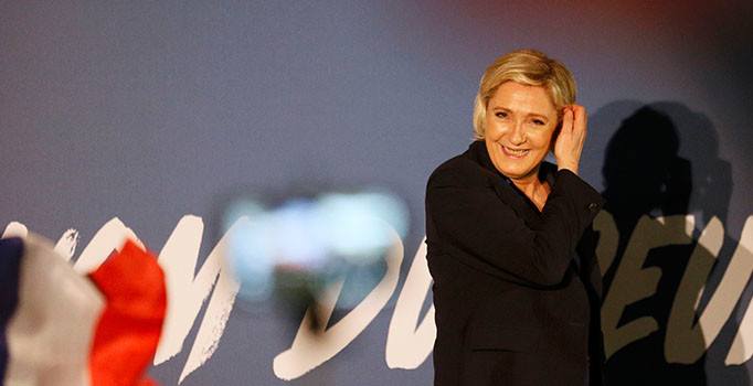 Le Pen'den polis şiddeti karşıtı gösterilere yasak talebi