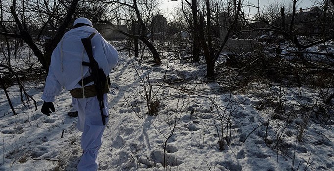 Putin’den tartışmalı karar: Donbass'takilerin belgelerinin Rusya’da kabul edilmesine izin verdi