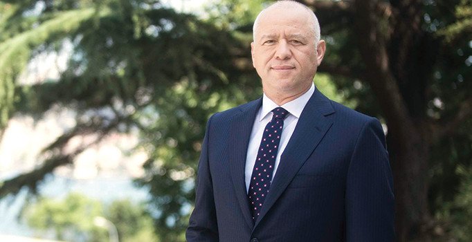 Başarıdaki en büyük faktör insan