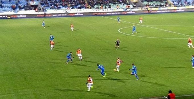 Galatasaray'ın sayılmayan golü ortalığı karıştırdı