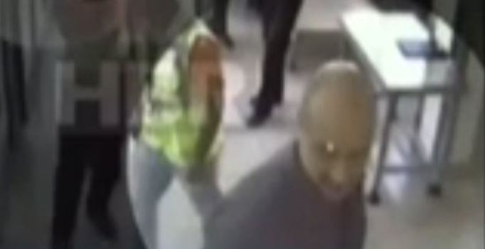 Akın İpek'in hava limanındaki
görüntüleri ortaya çıktı