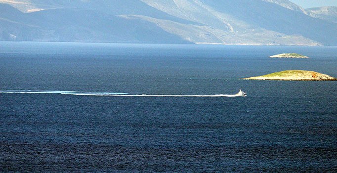 Kardak kayalıklarında Bodrum Kaymakamından inceleme