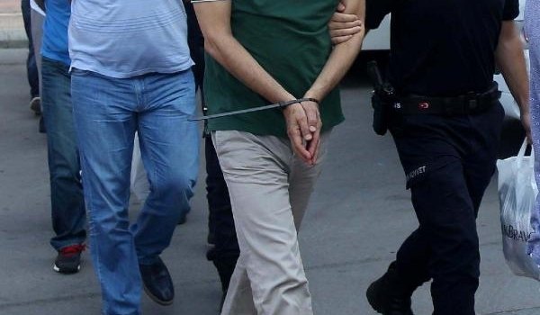 273 bin polis FETÖ tarafından fişlenmiş