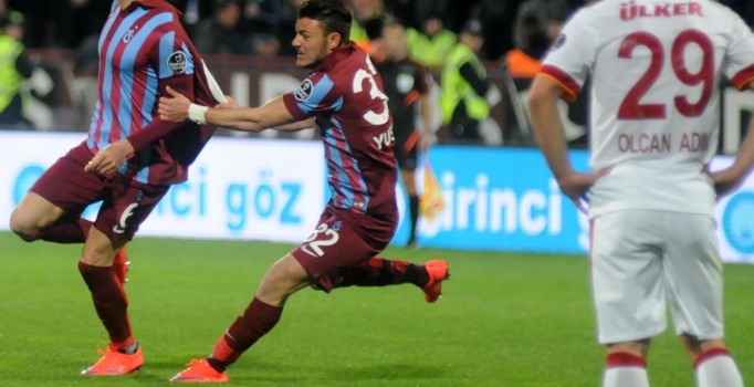 Aslan’ı yine boş geçmedi