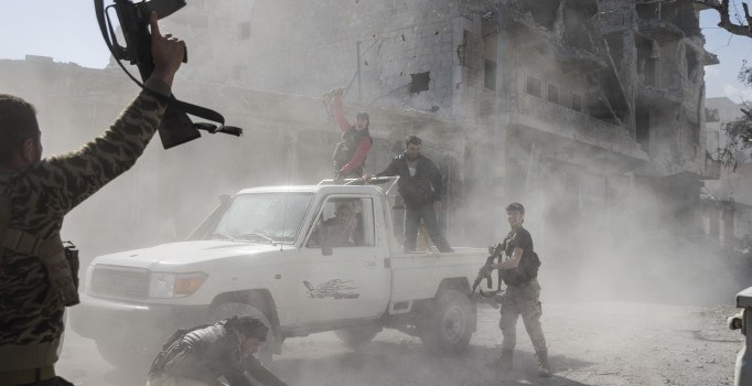 TSK ve ÖSO, El Bab ilçe merkezini ele geçirdi | Son Dakika Haberleri