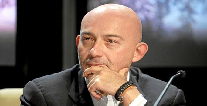 Ferit Şahenk, sahibi olduğu Star, NTV, NTV Spor'u satma kararı aldı