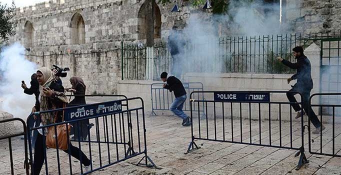 Yahudi yerleşimciler yine Mescid-i Aksa'ya girdi