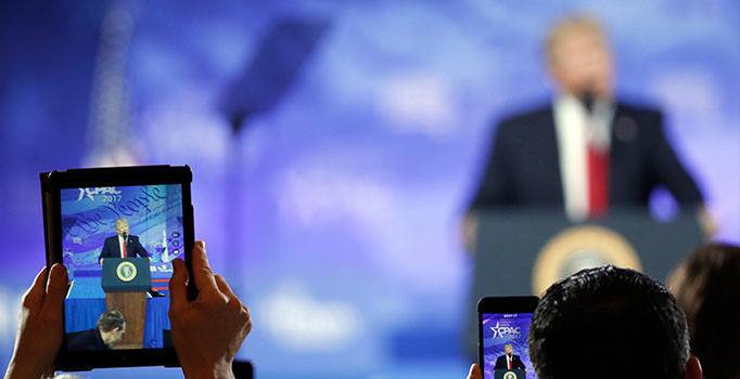 Beyaz Saray'dan CNN, NYT, Politico ve BBC gibi bazı yayın organlarına ambargo