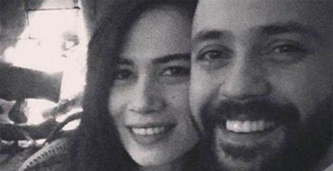 Ünlü oyuncu Sarp Akkaya'dan sürpriz evlenme teklifi