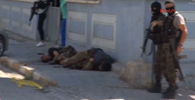 Tunceli'de polis karakoluna PKK saldırısı