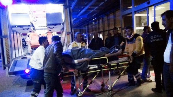 El Bab'da yaralanan 12 ÖSO askeri, Kilis'e getirildi | Suriye'de son durum