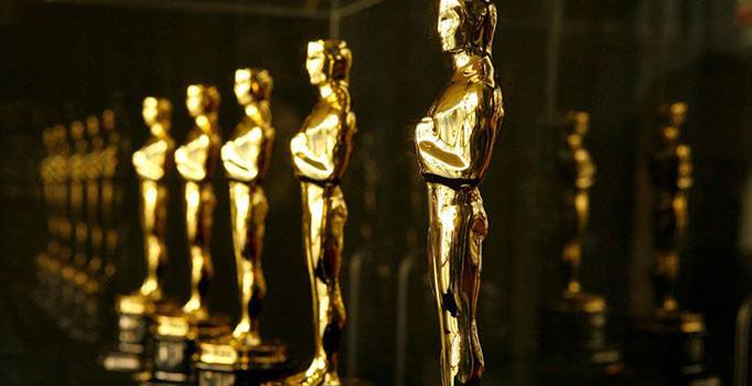 2017 Oscar Ödülleri sahiplerini buldu: Mahershala Ali ilk kez Oscar kazanan Müslüman oldu