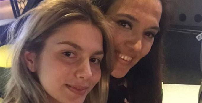 Demet Akalın Aleyna Tilki ile aynı karede