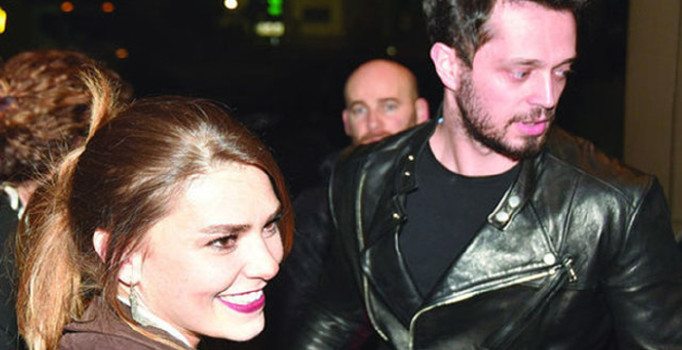 Murat Boz ayrılık iddialarına sosyal medyadan yanıt verdi