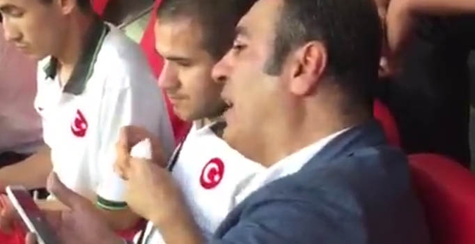 TRT spikeri Yalçın Çetin 
Konya Arena'da görme
engellilere maçı anlattı