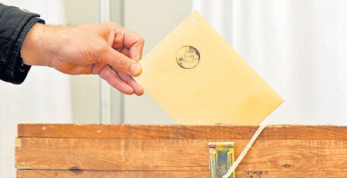 Almanya Türkiye'deki referanduma kilitlendi