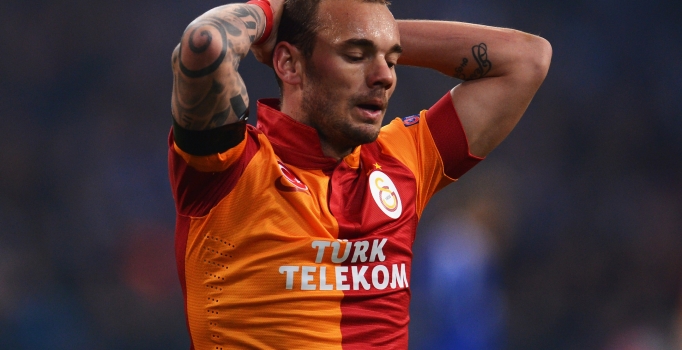 Wesley Sneijder sözleşme yenilemeyeceğini Dursun Özbek'e iletti