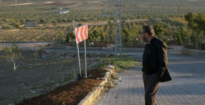 DAEŞs’e kaçan çocuklarını arayan Türk baba Danimarka kanalında