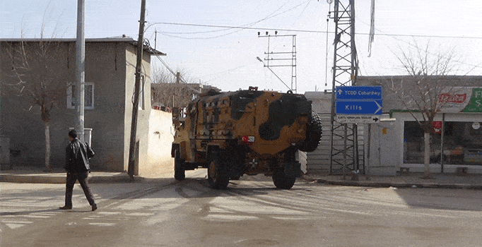 El Bab'da askeri hareketlilik devam ediyor