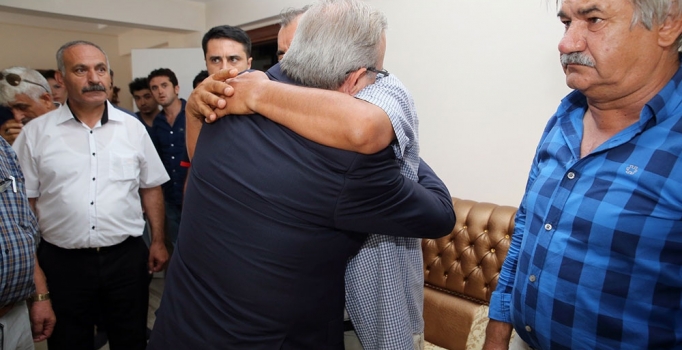 Dağlıca şehidi Yarbay Çelikcan'ın ailesine acı haber