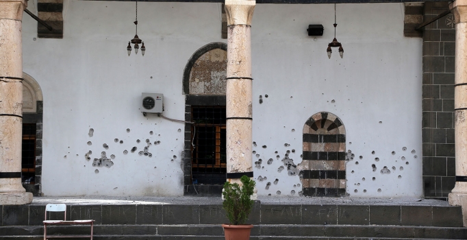 Sur'da PKK'ın verdiği tahribat gün yüzüne çıktı