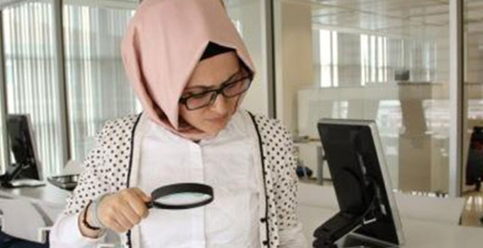 Zaman muhabirinden 
gazetesi ve Hürriyet'e tepki