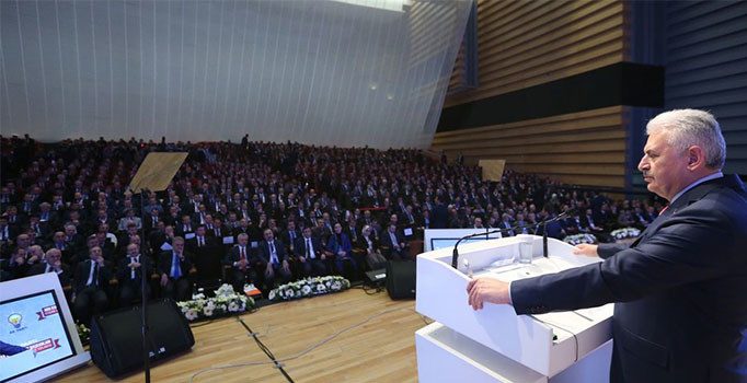 Başbakan Yıldırım'dan: Darbecilere darbeyi vurduk | Son dakika haberleri