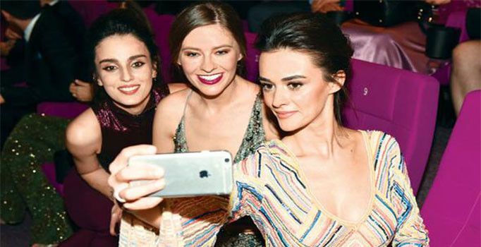 Hande Soral düğününde gelinlik giymeyi düşünmüyor