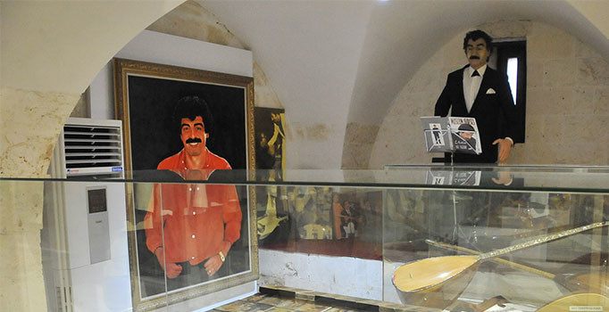 Müslüm Gürses ölüm yıldönümünde anıldı