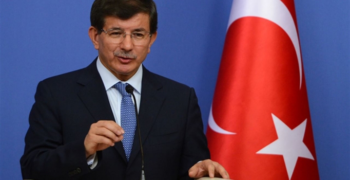 Başbakan Davutoğlu'ndan 
provokasyon uyarısı