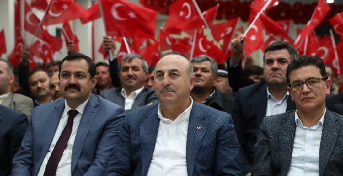 Dışişleri Bakanı Çavuşoğlu: Bu mu sizin demokrasi anlayışınız?