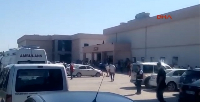 Iğdır'da polis servisine saldırı! Şehit ve yaralılar var!