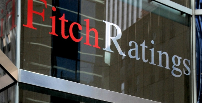 Fitch Ratings, Bitcoin'i benimseyen ülkenin kredi notunu  'çöp' seviyesine indirdi