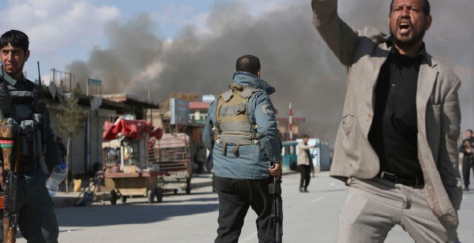 Afganistan güvenlik güçleri yanlışlıkla sivilleri vurdu: 9 ölü