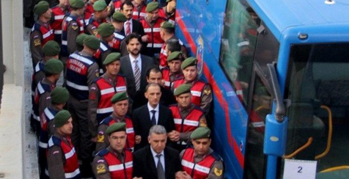 Suikast girişimi sanıklarından 'tutarsız' ifadeler