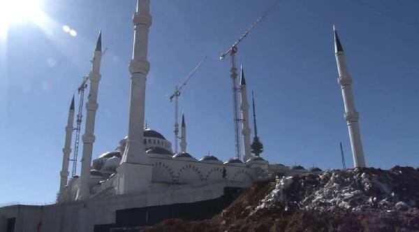 Çamlıca Camii 58 gün sonra ibadete açılıyor