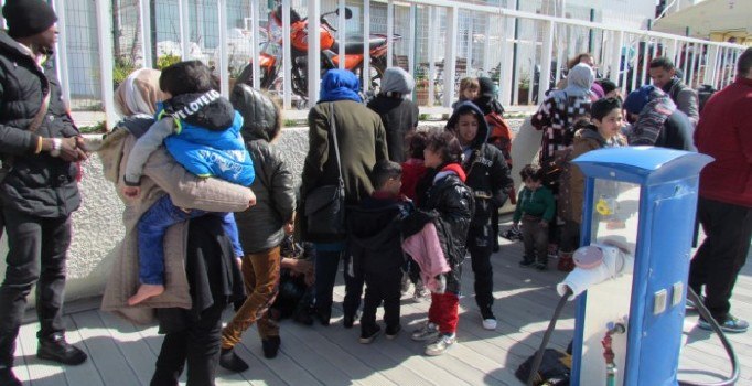 Çeşme’de 130 sığınmacı yakalandı