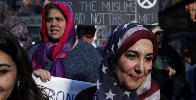 Amerikalı milletvekilinden Müslümanlara yönelik nefret gösterisi