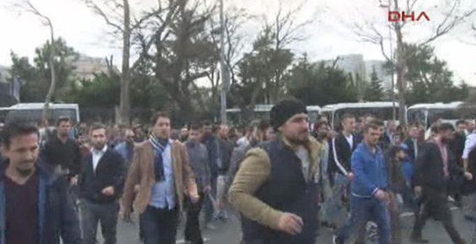Vatan Caddesi'nde Hizb-ut Tahrir'in protestosuna 200 gözaltı