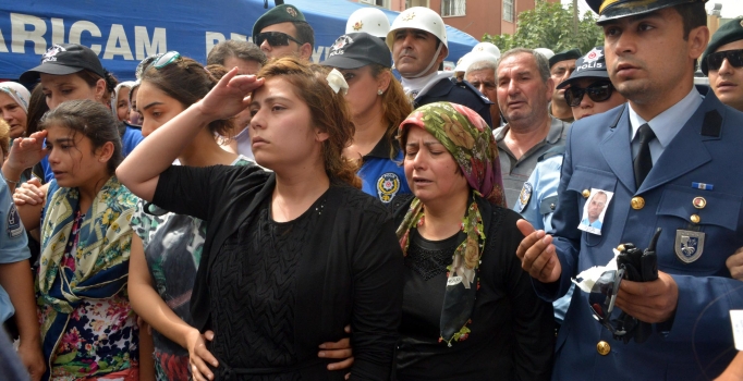 Kızına siper olan şehit
Kadri Özkara toprağa verildi