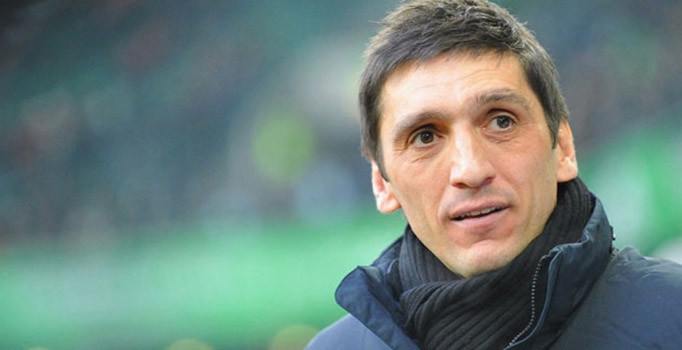 Bayer Leverkusen'in yeni teknik direktörü Tayfun Korkut oldu