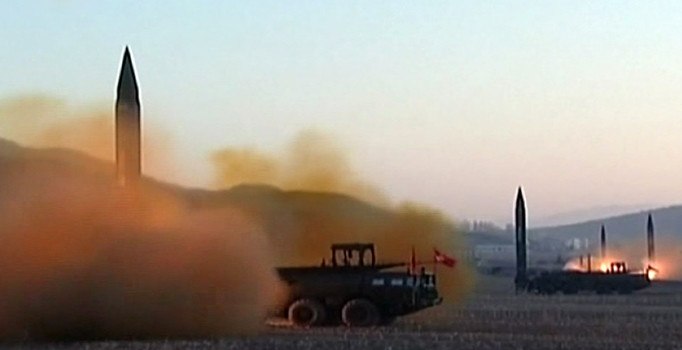 Kuzey Kore fırlattığı füzelerin görüntülerini yayınladı | Video