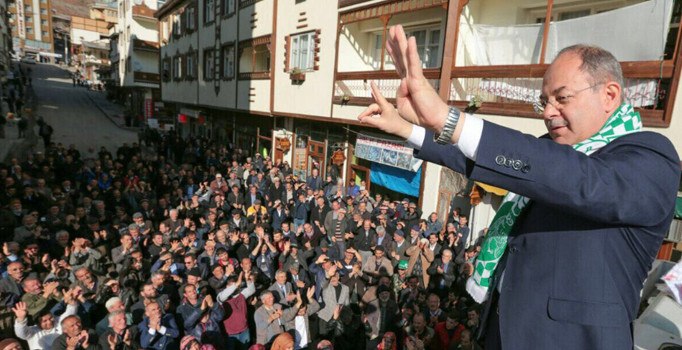 Akdağ: Millet, 15 Temmuz günü hain FETÖ çetelerini Osmanlı tokadıyla esfel-i safiline gönderdi