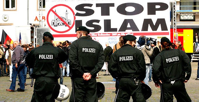 Ezilenleri Müslümanlar birleştiriyor