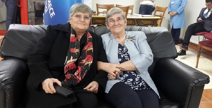 Canan Karatay benzerini görünce şoke oldu