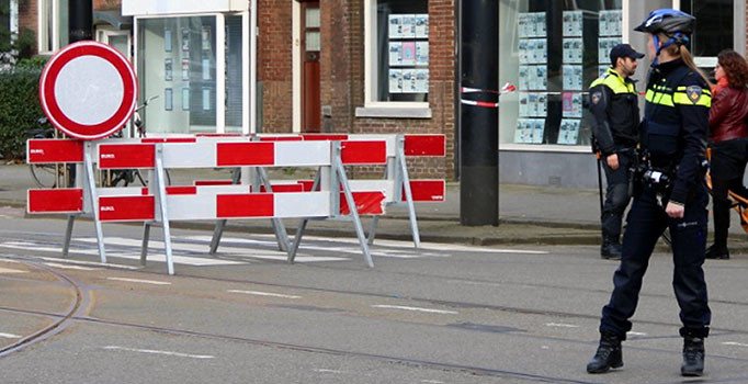 Kara yoluyla Hollanda'ya gireceğini açıklayan Kaya'ya polis engeli