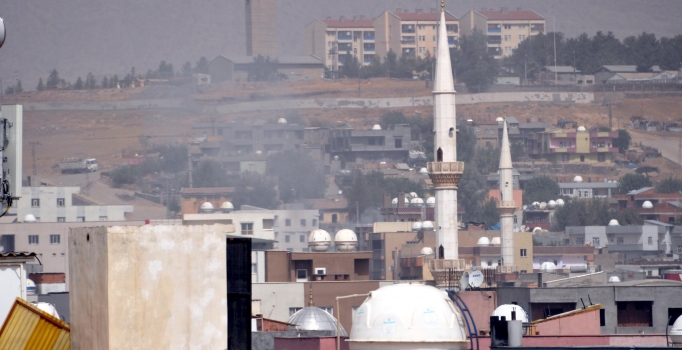 Cizre'de polise saldırı: 1'i ağır 5 yaralı