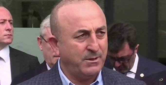 Çavuşoğlu: Hollada'nın özür dilemesi yetmez, karşılığı olacak