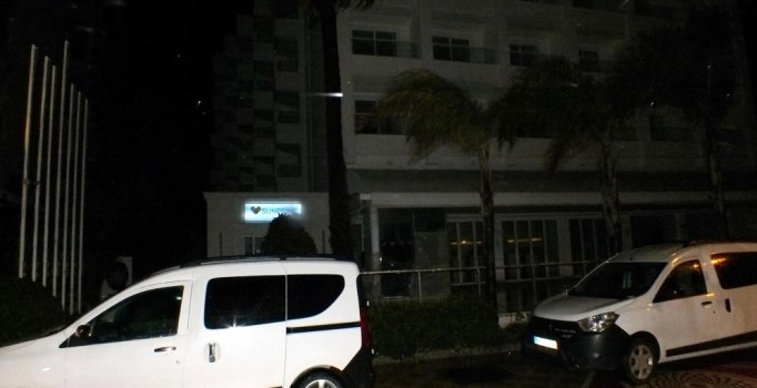 Marmaris'te, Hollanda Fahri Konsolosluğu önünde önlem